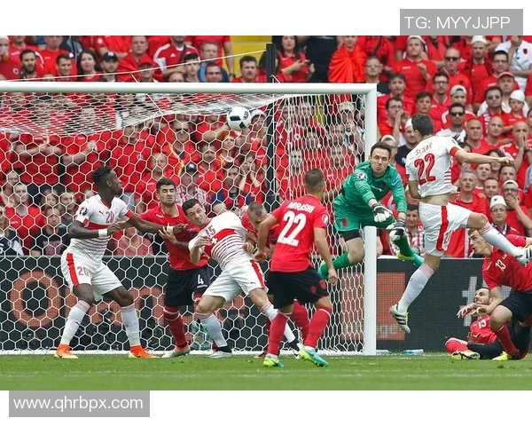 足球巨星同台竞技欢乐斗地主对战激情不断燃爆全场 足球巨星同台竞技欢乐斗地主对战激情不断燃爆全场