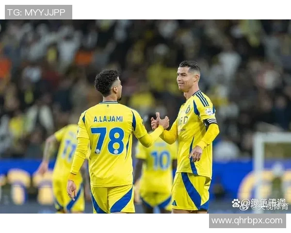 足球三大传奇巨星同场竞技震撼合影震撼亮相球迷热议谁是最强球王 足球三大传奇巨星同场竞技震撼合影震撼亮相球迷热议谁是最强球王