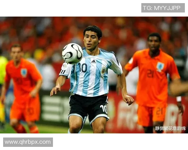 阿根廷足球传奇球星的辉煌历程与传奇时刻分析